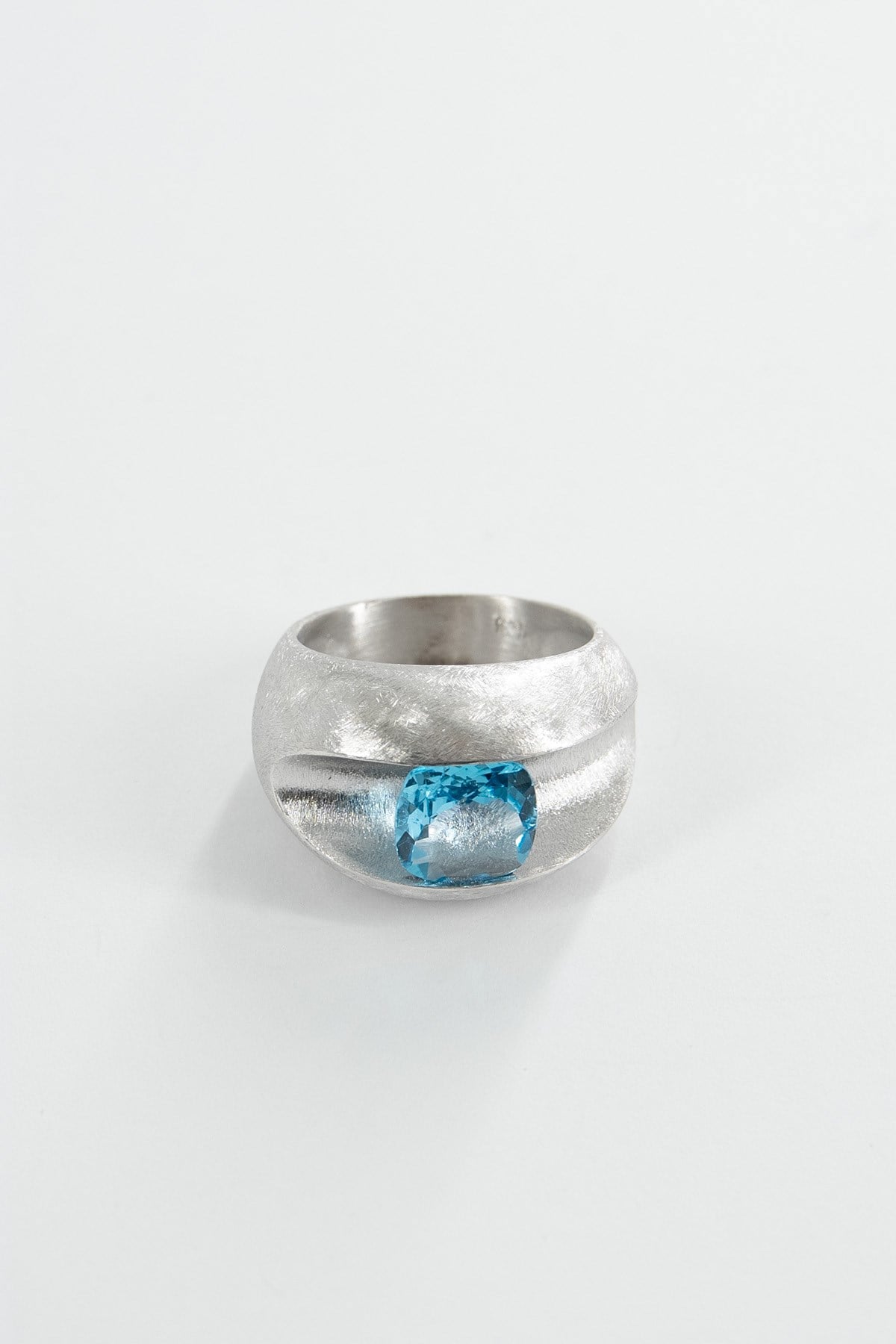 Blue Topaz Taşlı Gümüş Tasarım Yüzük