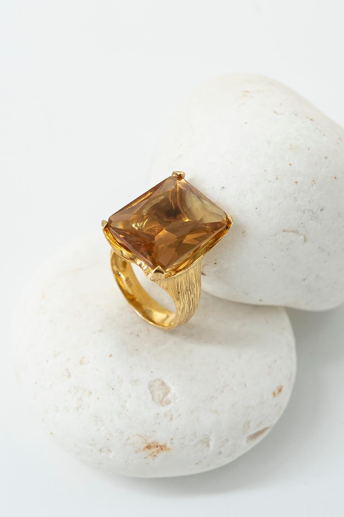 Diaspor 19.20 ct 10.70 gr