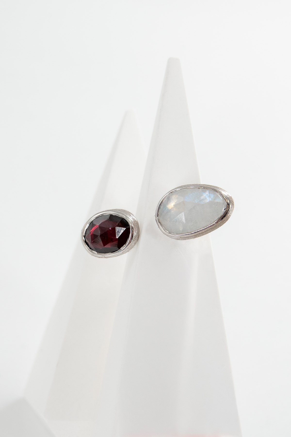Garnet & Moonstone Gümüş Yüzük