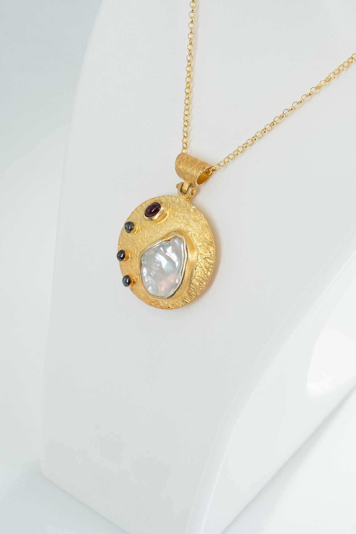 Garnet Taşlı Gümüş Kolye