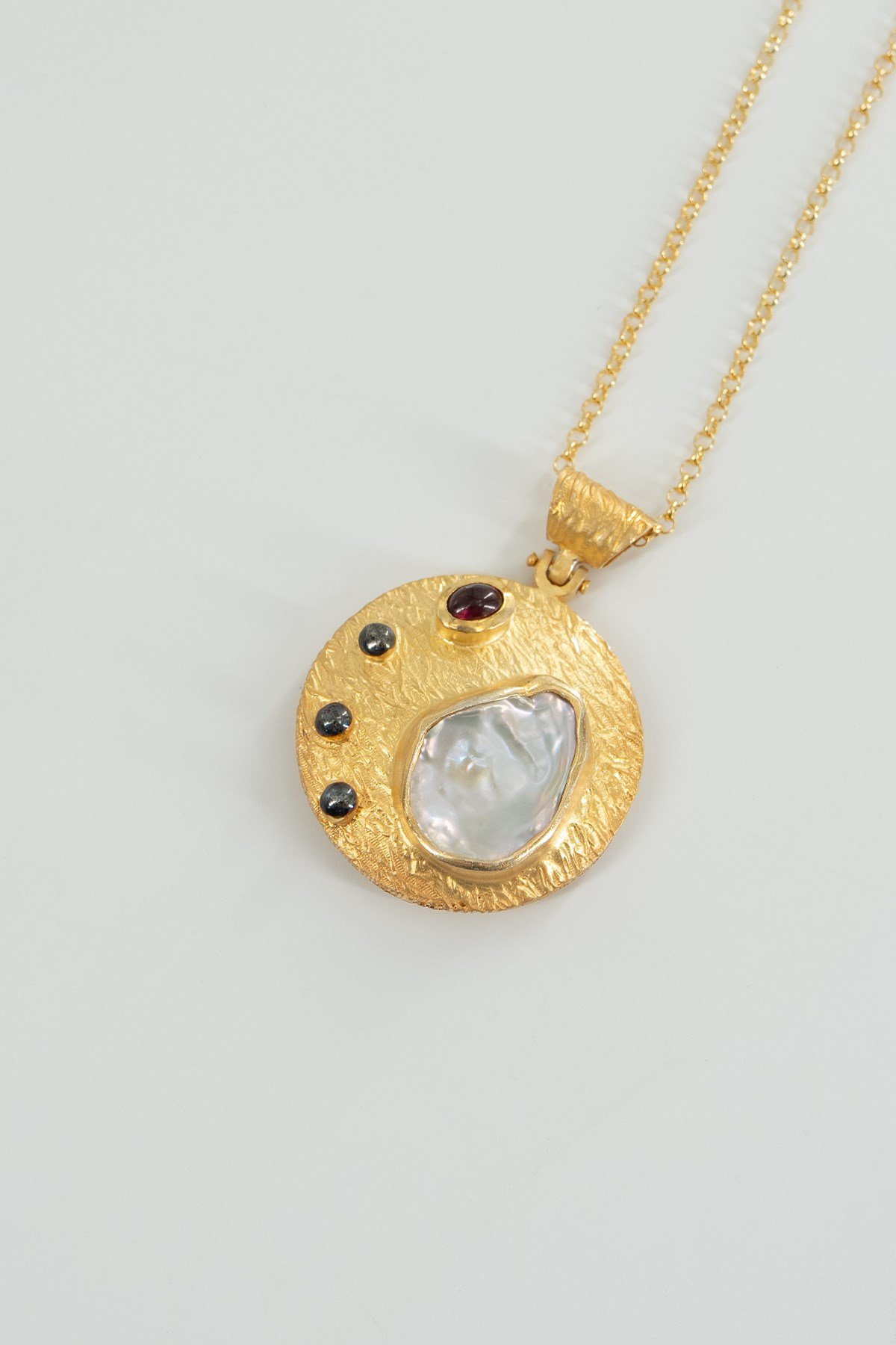 Garnet Taşlı Gümüş Kolye