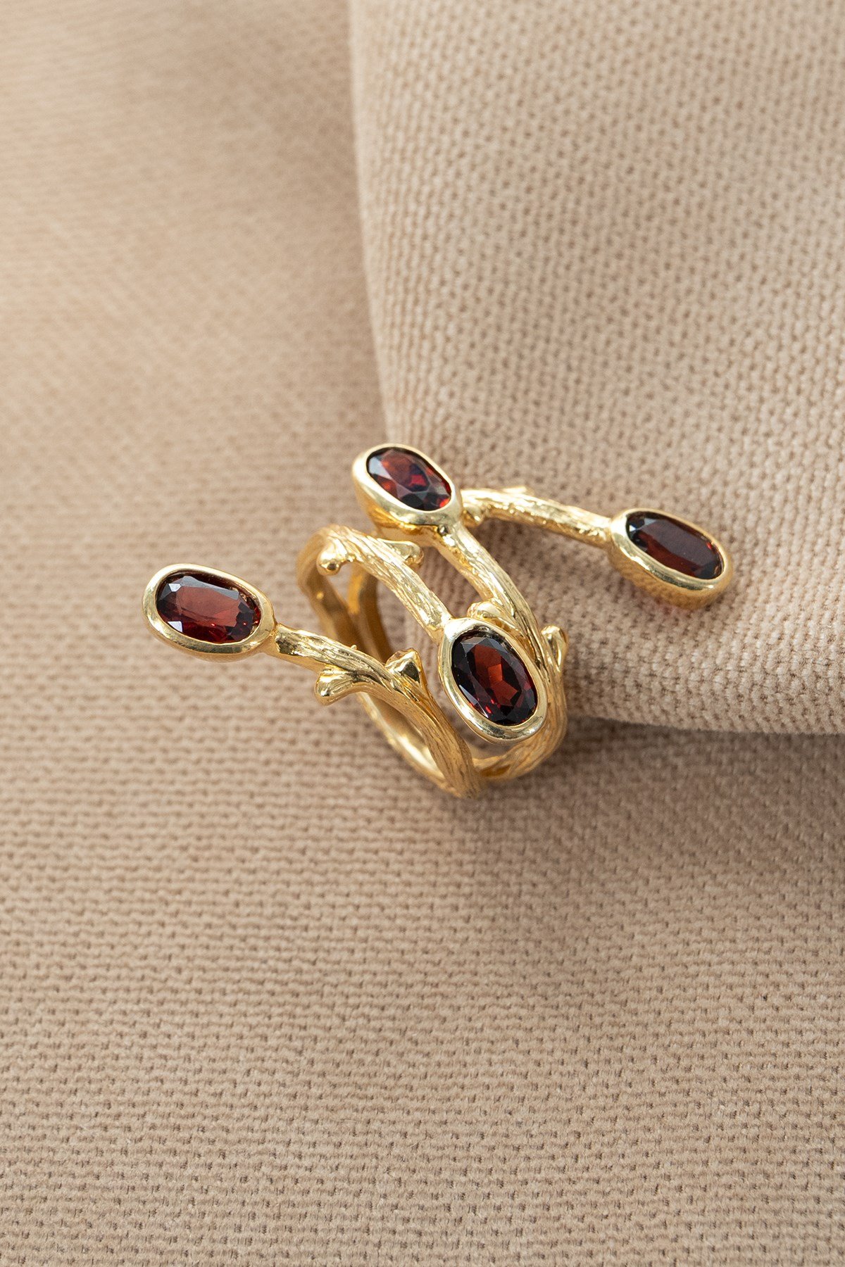Garnet Taşlı Gümüş Yüzük