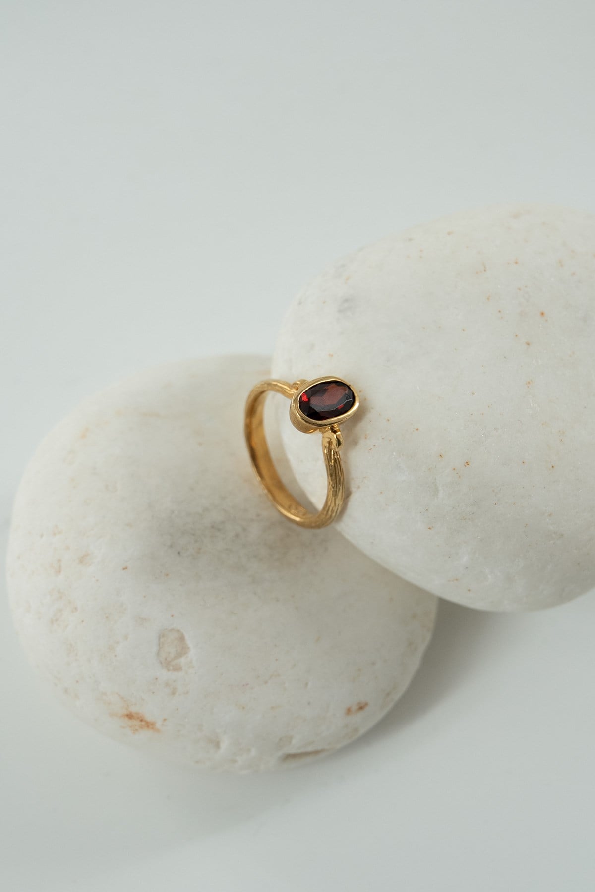 Garnet Taşlı Gümüş Yüzük
