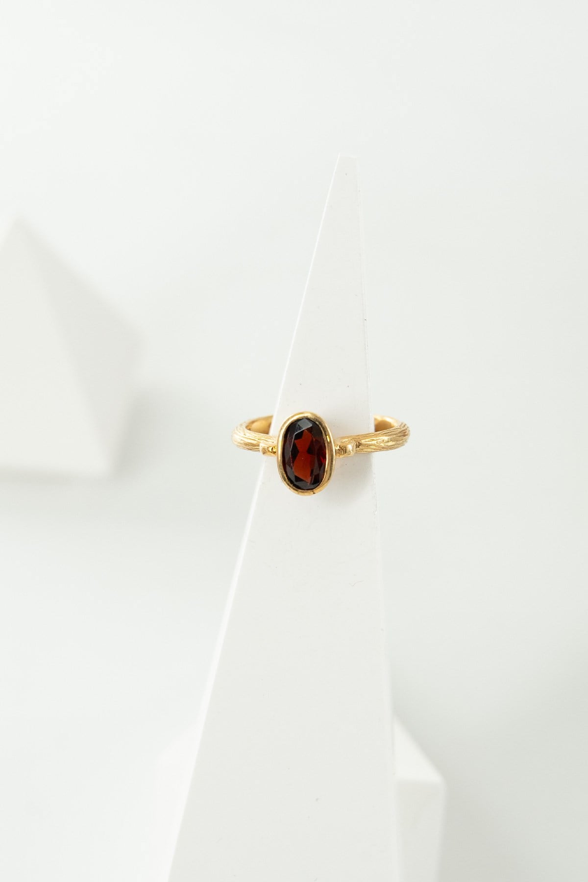 Garnet Taşlı Gümüş Yüzük