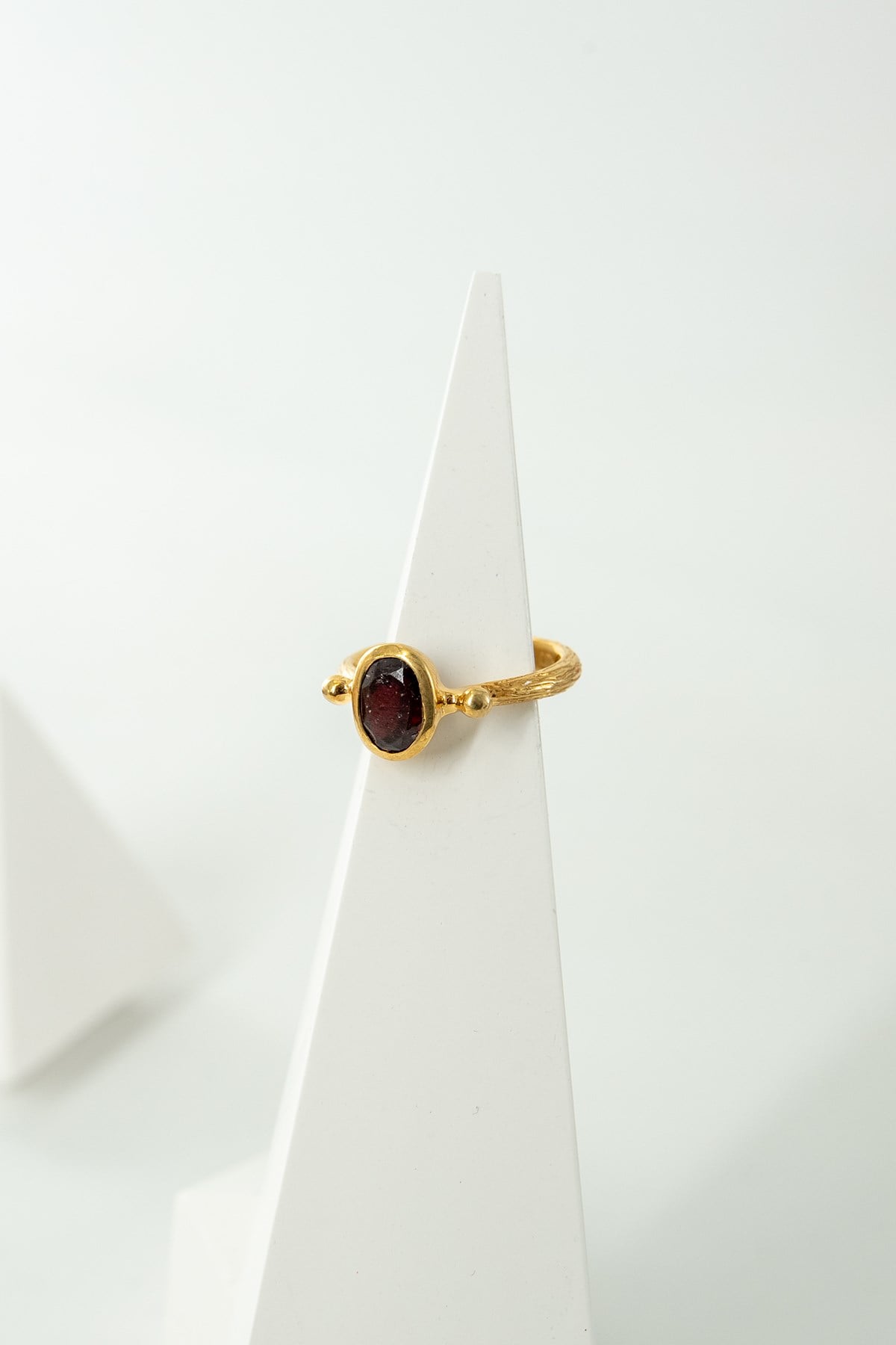 Garnet Taşlı Gümüş Yüzük