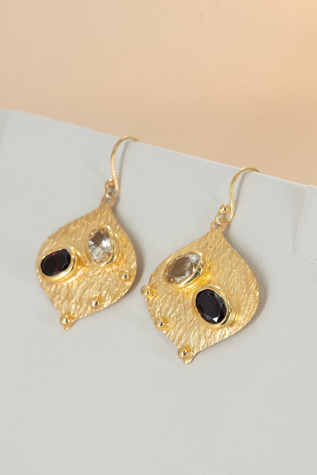Garnet ve Zirkon Taşlı Gümüş Küpe