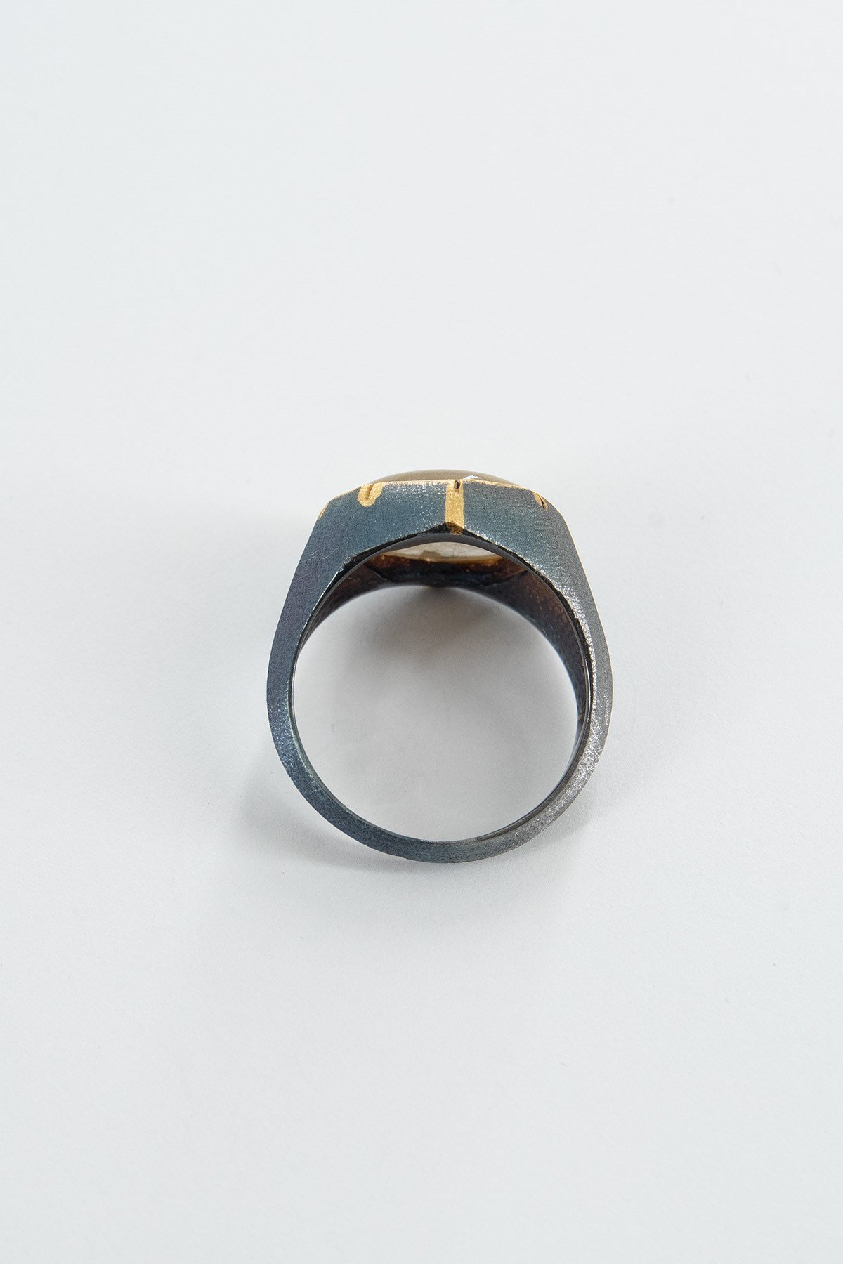 Gold Rutil Kuvars Taşlı Modern Yüzük