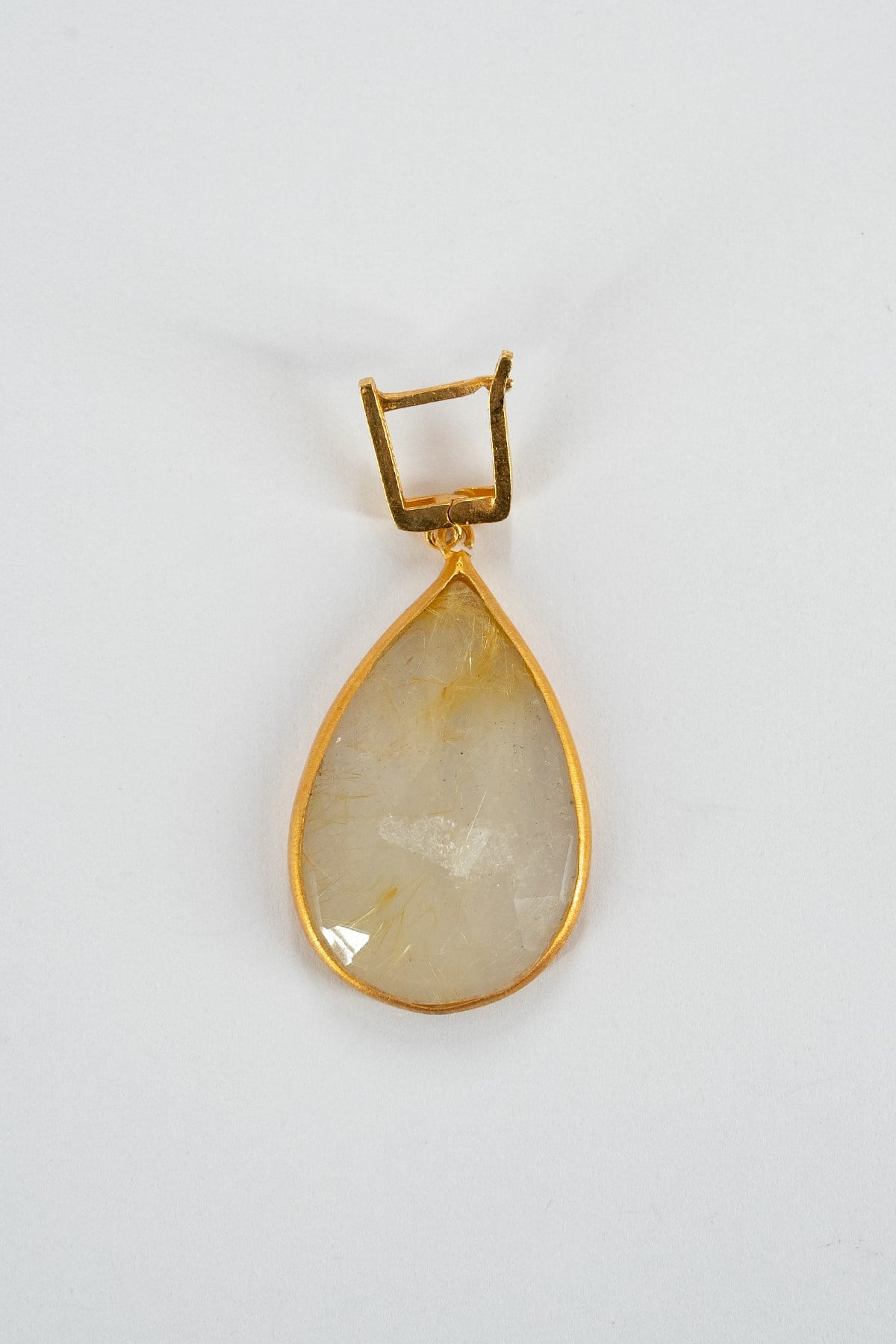 Gold Rutil Quartz Taşlı Gümüş Küpe