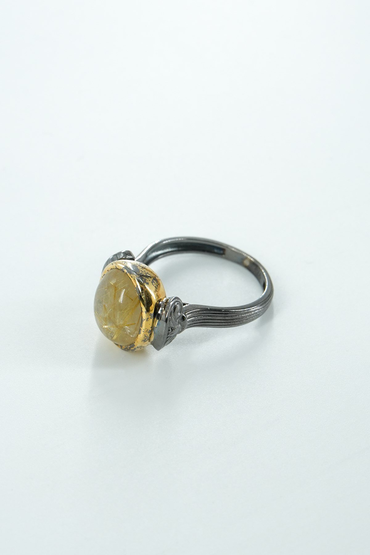 Gold Rutil Quartz Taşlı Gümüş Yüzük