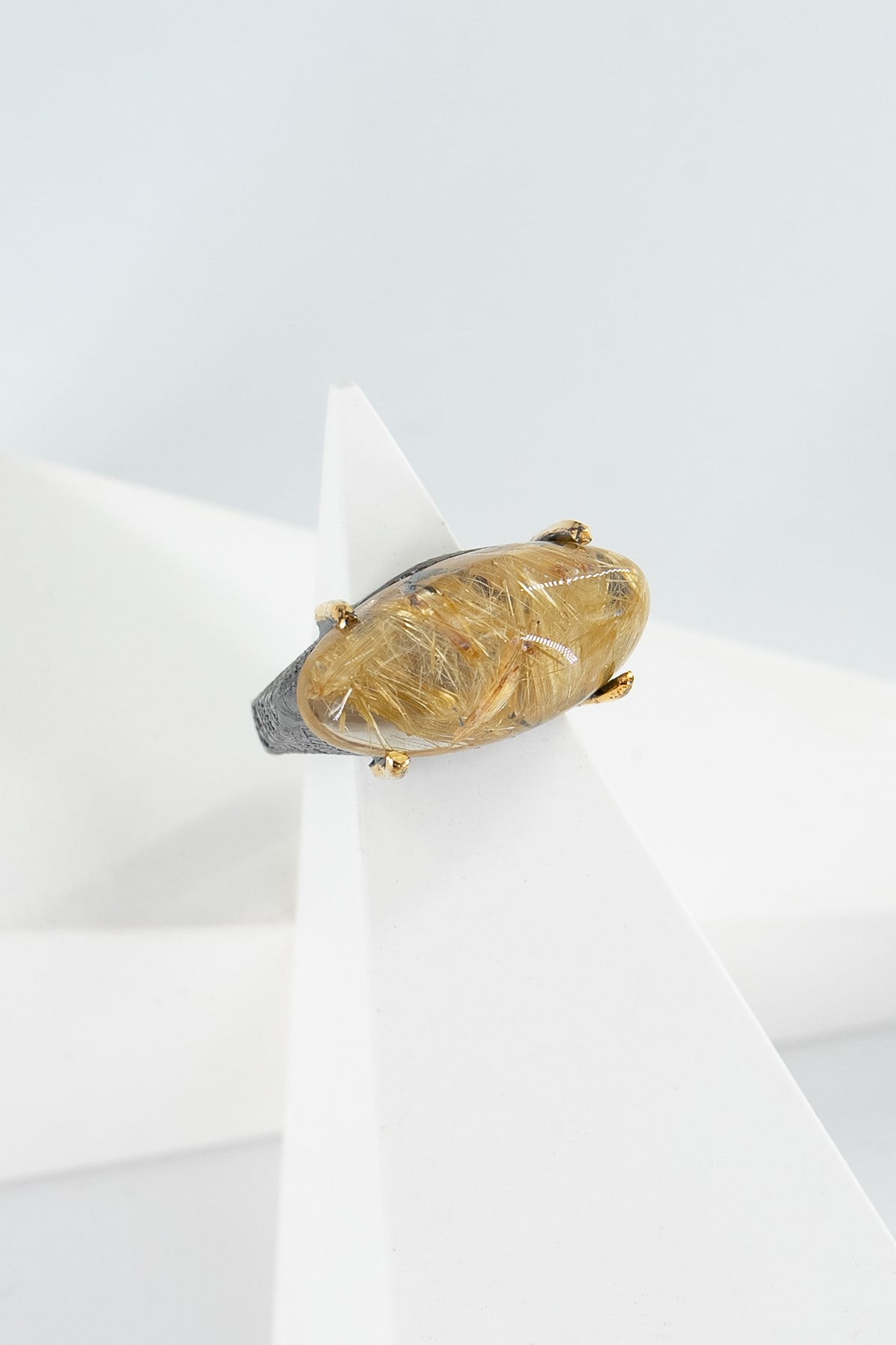 Gold Rutil Quartz Taşlı Gümüş Yüzük