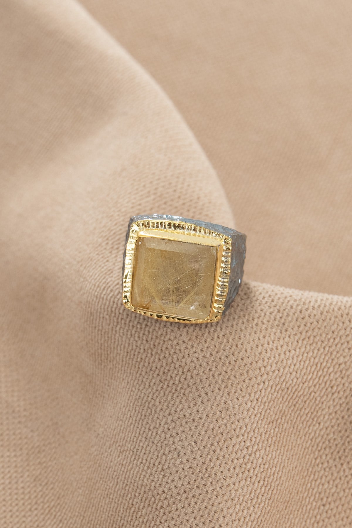 Gold Rutil Quartz Taşlı Özel Tasarım Yüzük