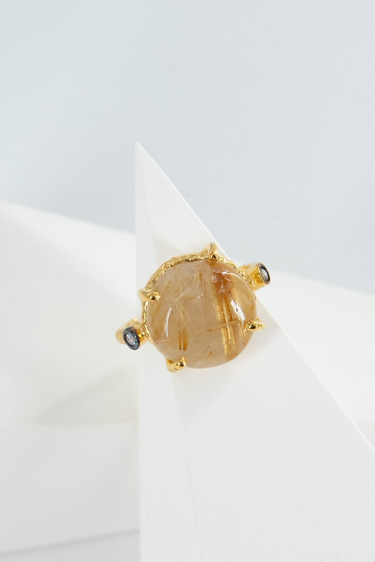 Gold Rutil Quartz Taşlı Özel Tasarım Yüzük