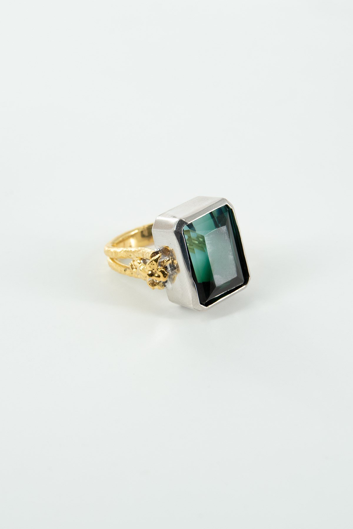 Green Garnet Taşlı Gümüş Yüzük