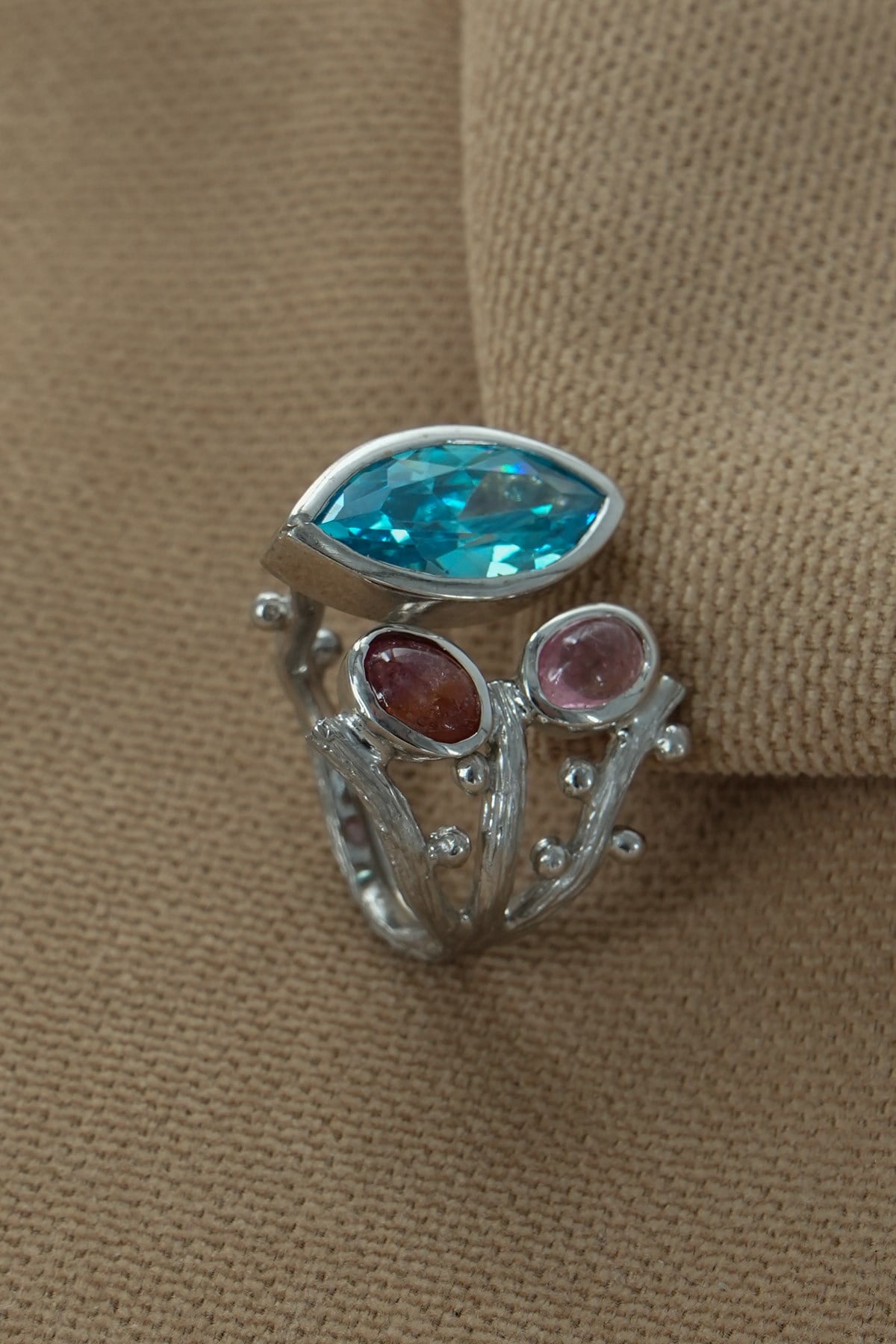 Lab Blue Topaz & Turmalin Taşlı Gümüş Yüzük