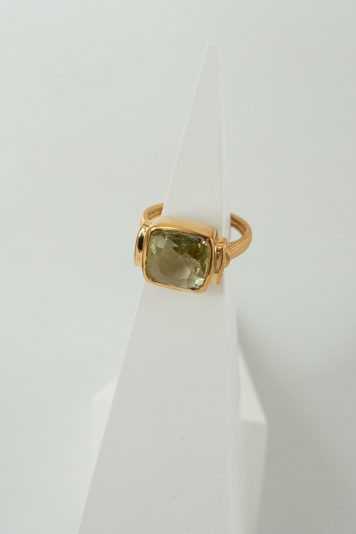 Lemon Quartz Taşlı Gümüş Yüzük