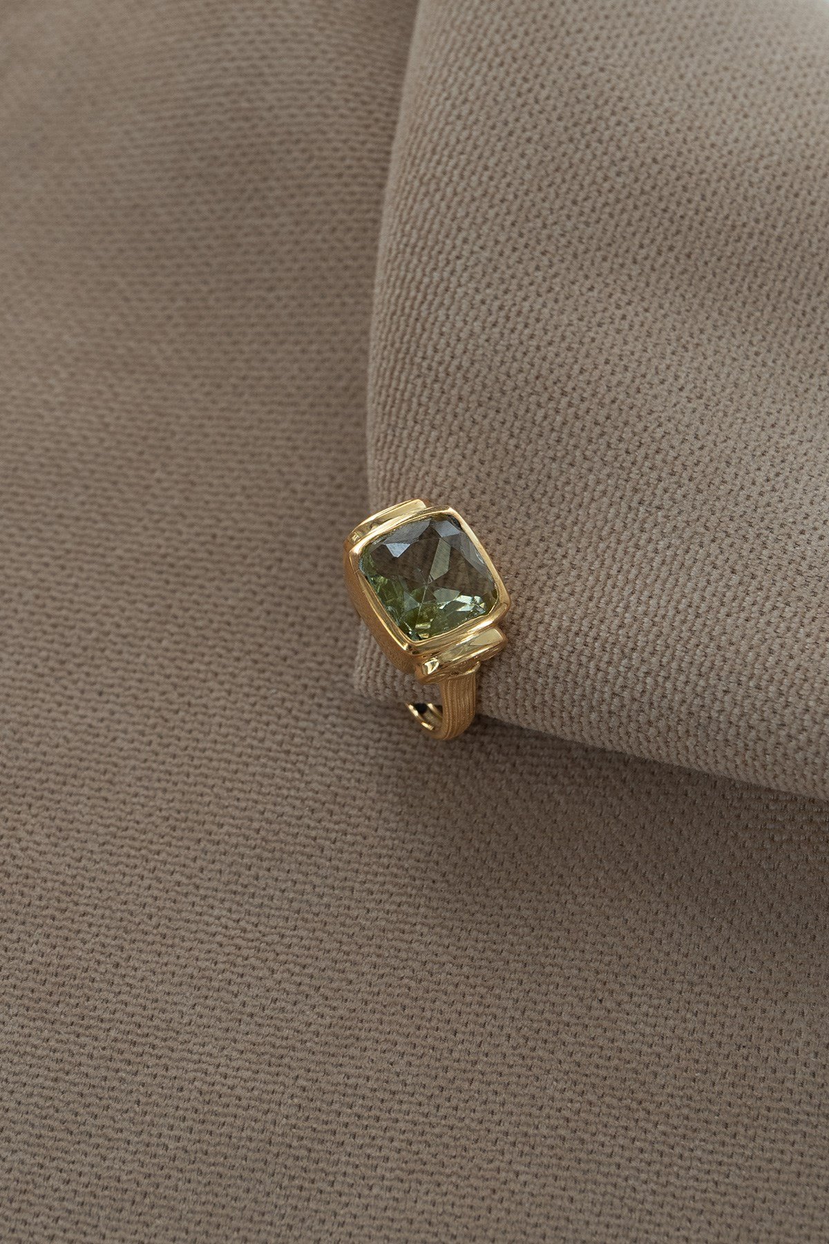 Lemon Quartz Taşlı Gümüş Yüzük