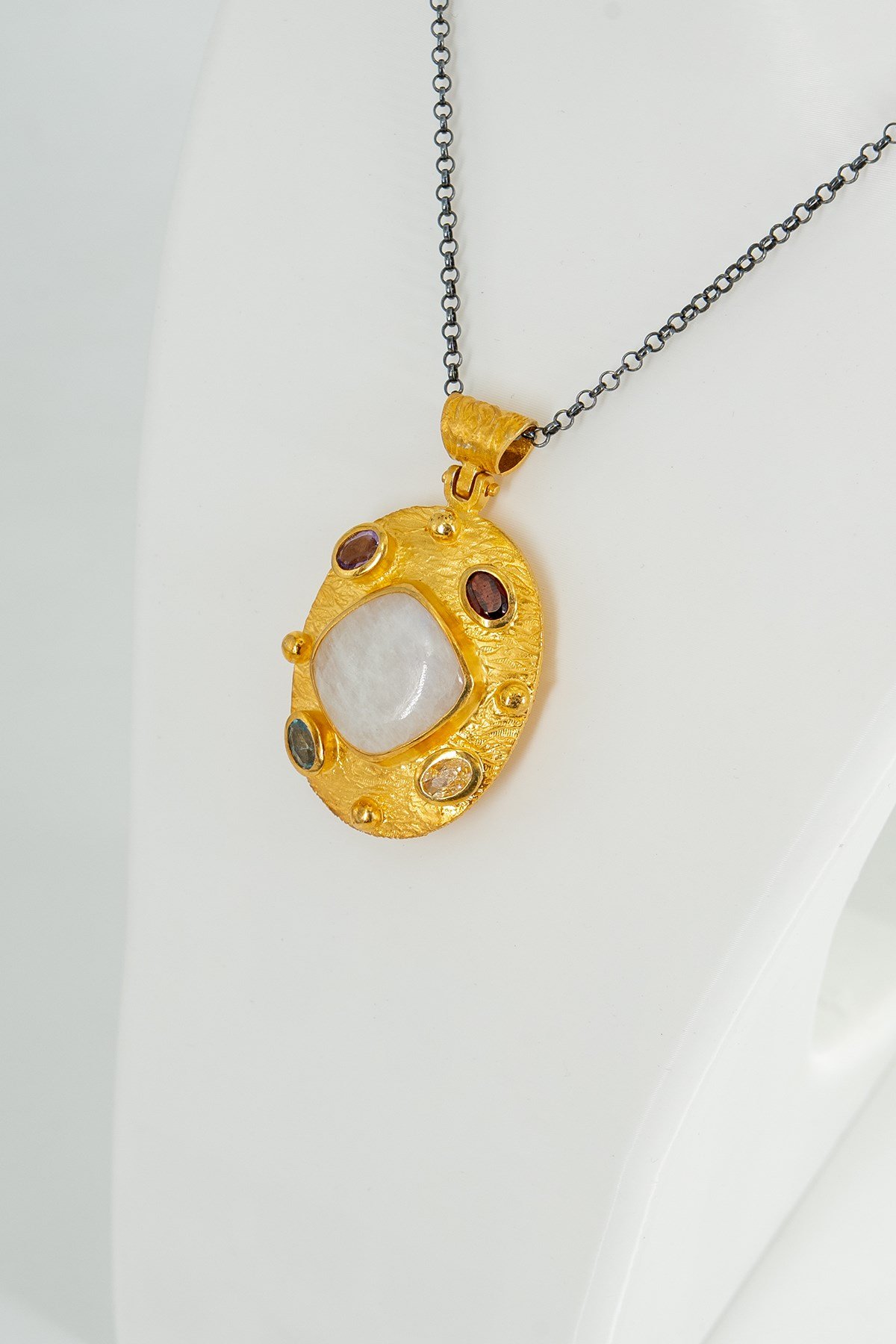Moon Stone Taşlı Gümüş Kolye