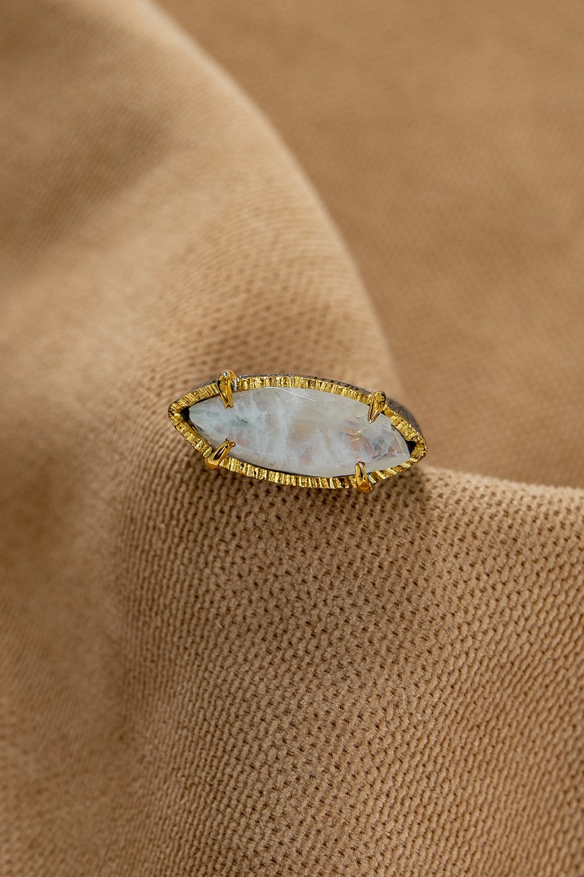 Moonstone (Ay Taşı) Taşlı Tasarım Yüzük