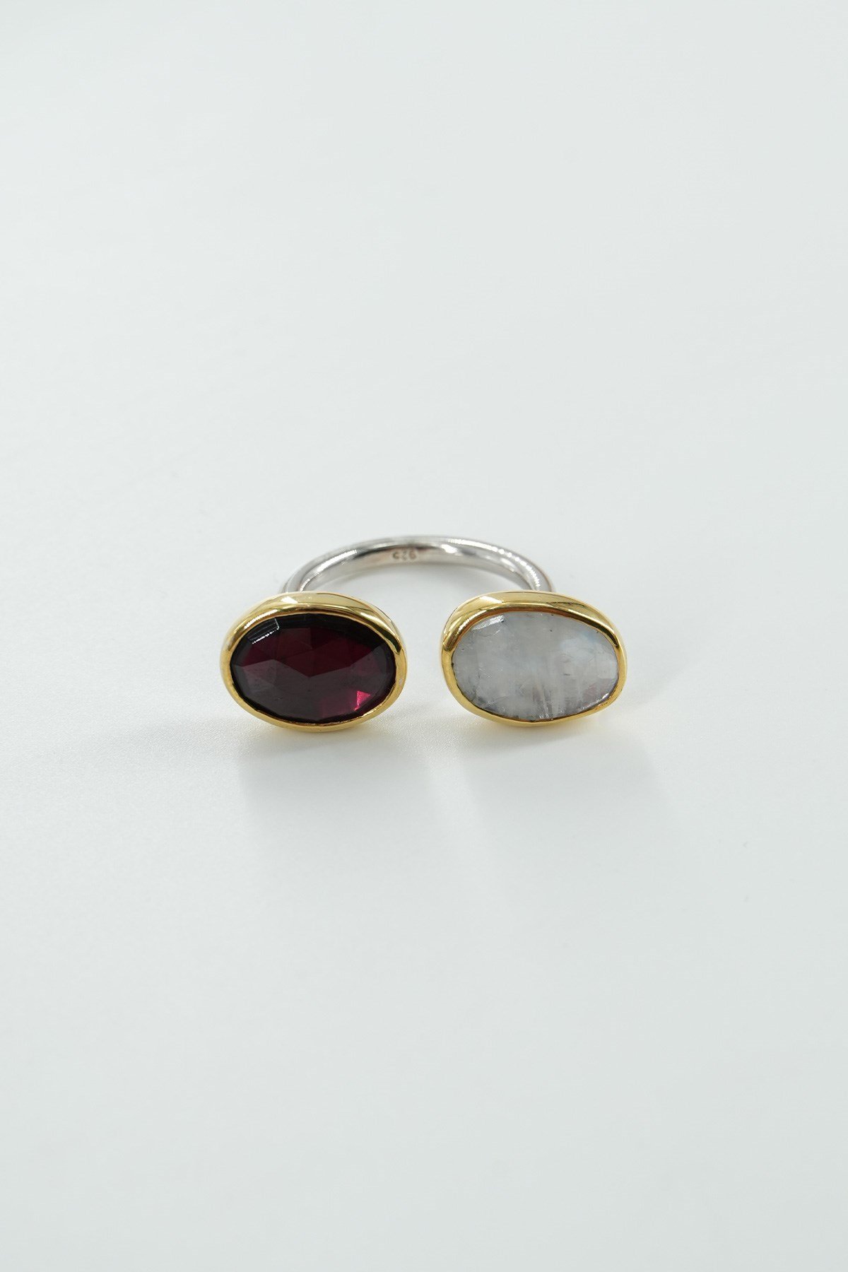 Moonstone, Garnet Taşlı Gümüş Yüzük