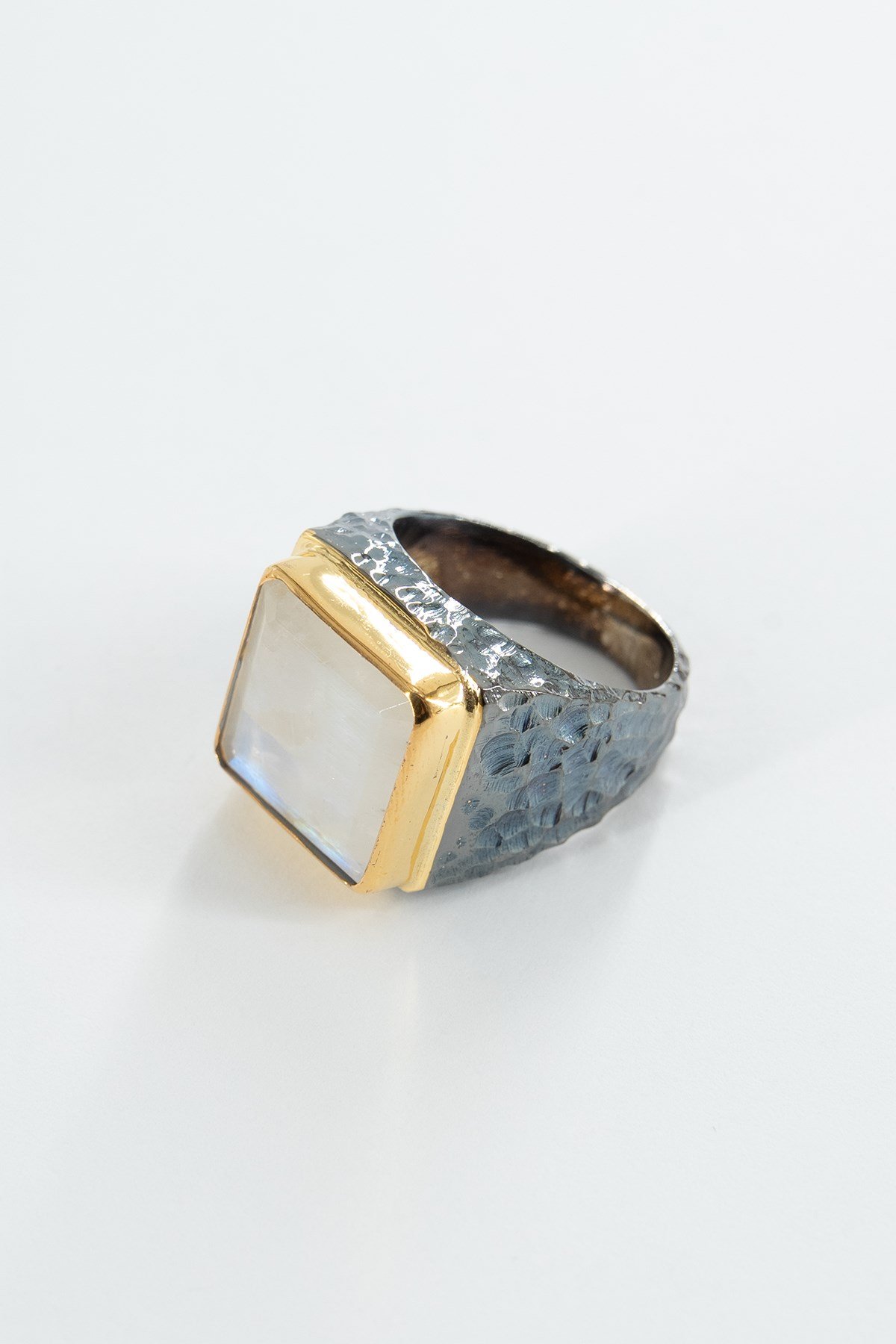 Moonstone Taşlı Gümüş Yüzük