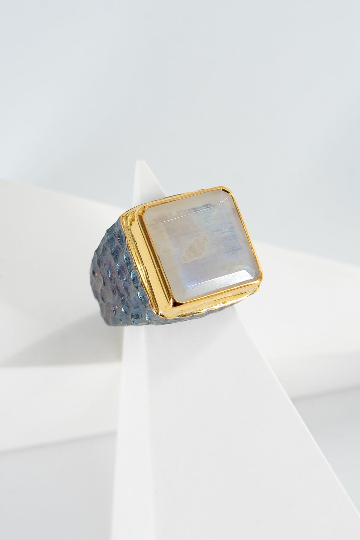 Moonstone Taşlı Gümüş Yüzük