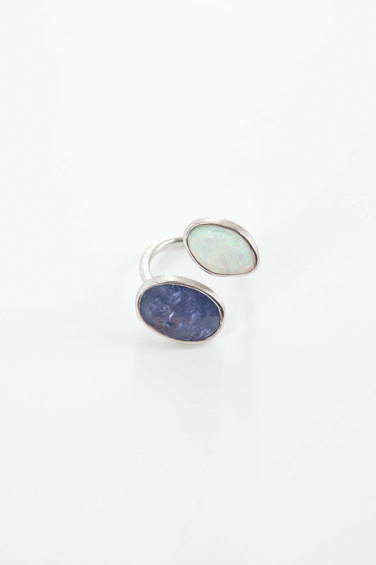 Opal, Tanzanit Taşlı Gümüş Yüzük