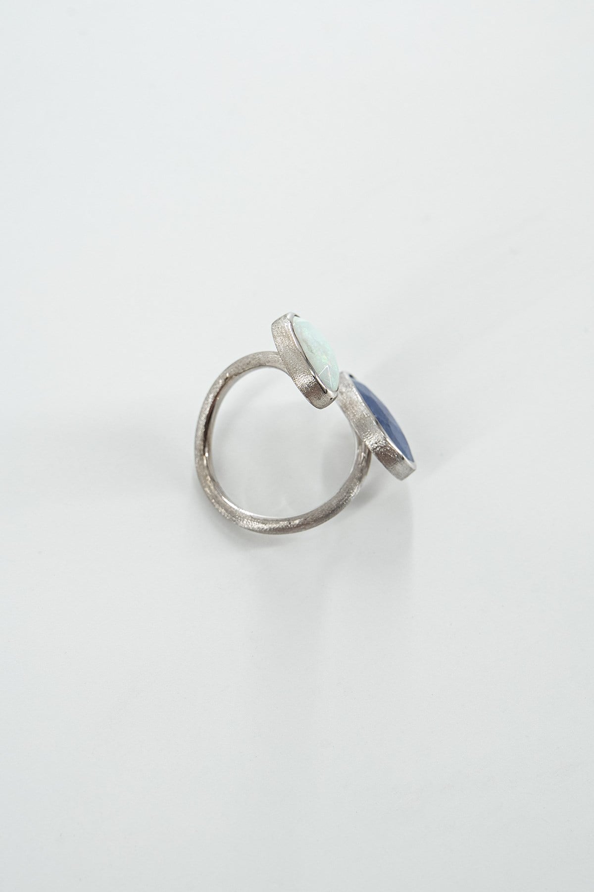 Opal, Tanzanit Taşlı Gümüş Yüzük