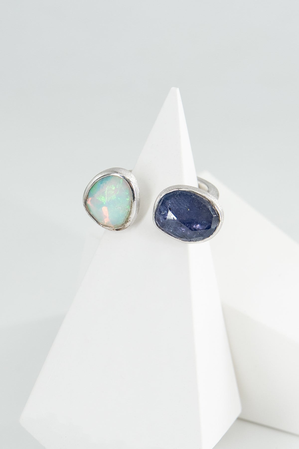 Opal & Tanzanit Taşlı Tasarım Yüzük
