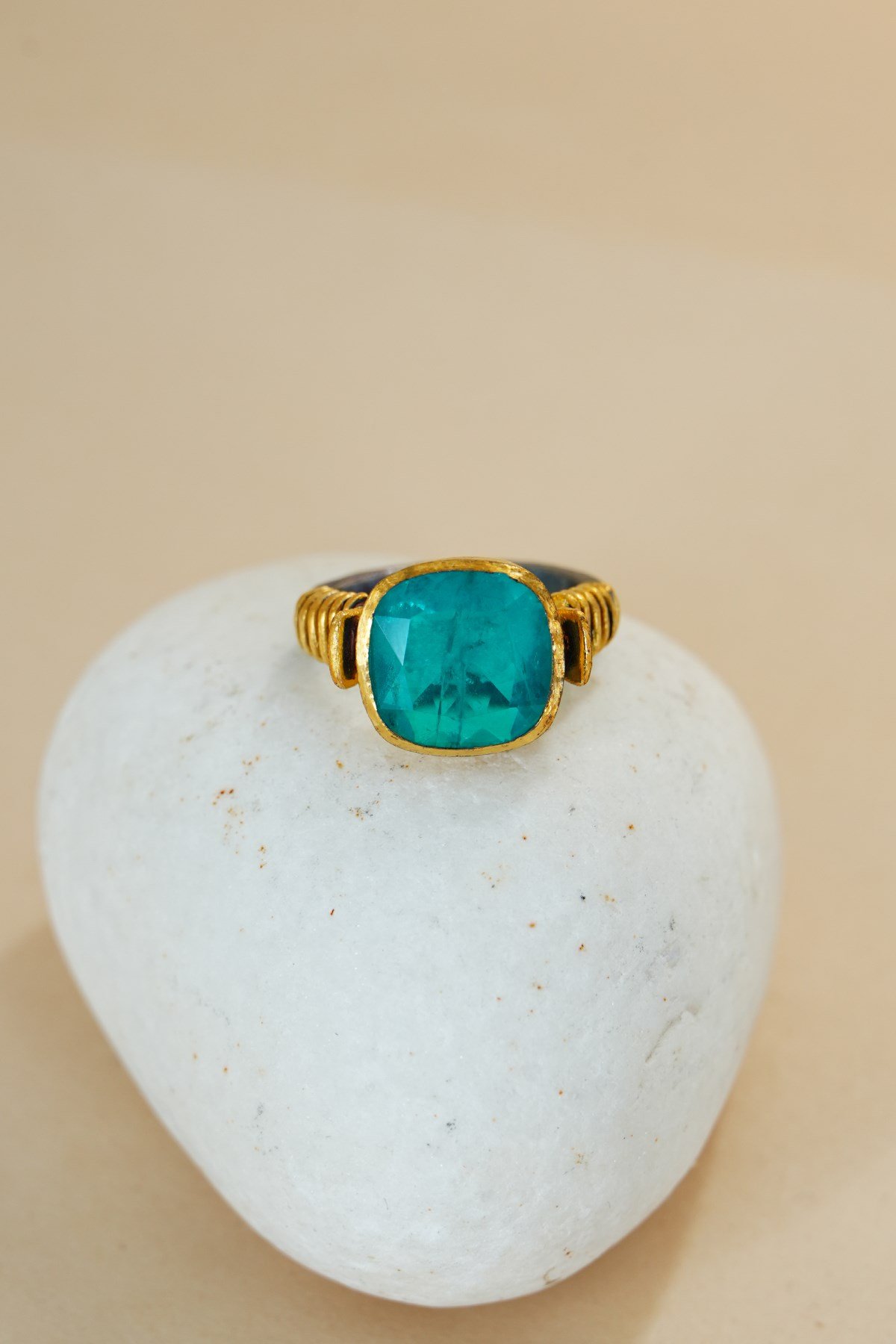 Paraiba Turmalin Taşlı Gümüş Yüzük
