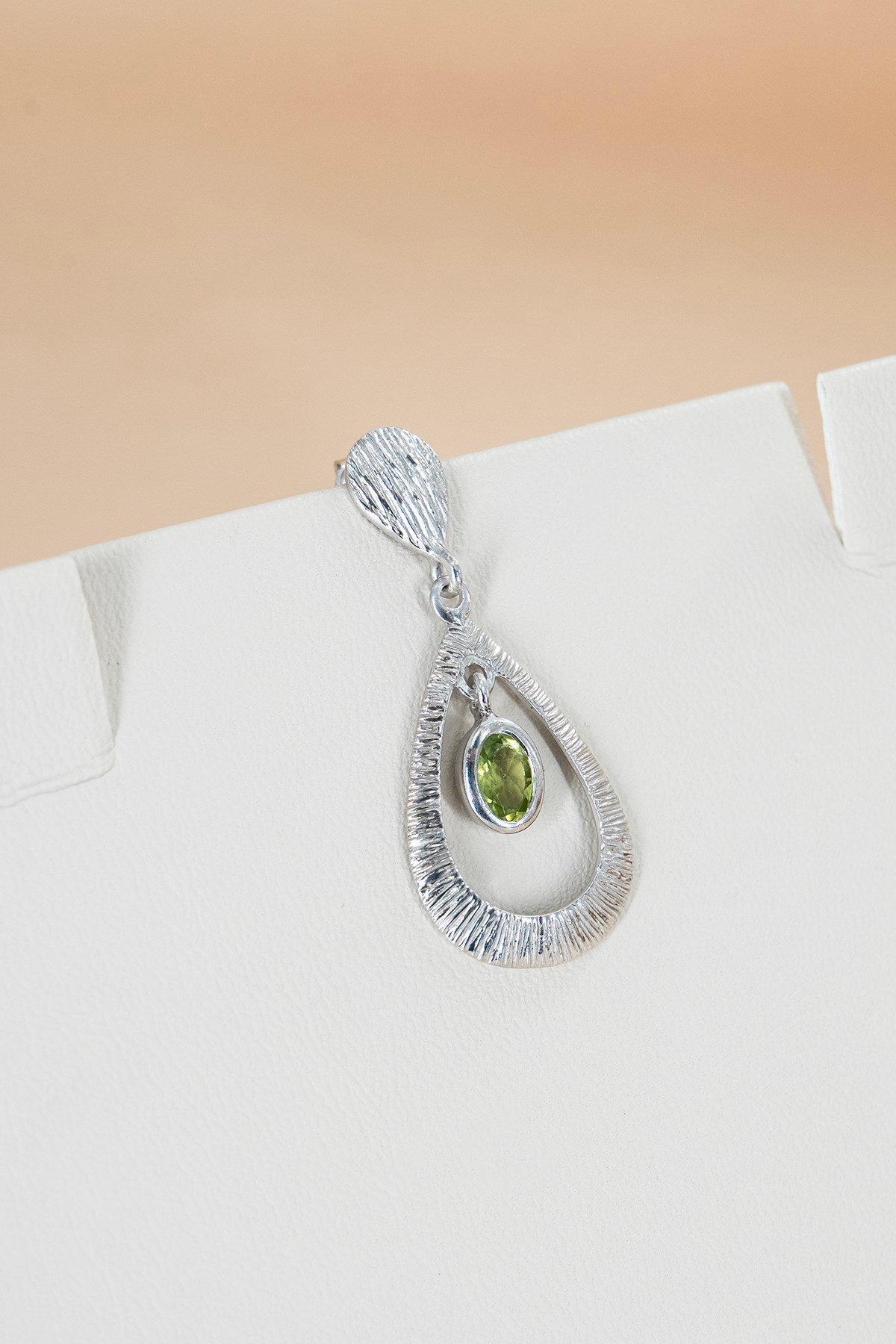 Peridot Gümüş Küpe