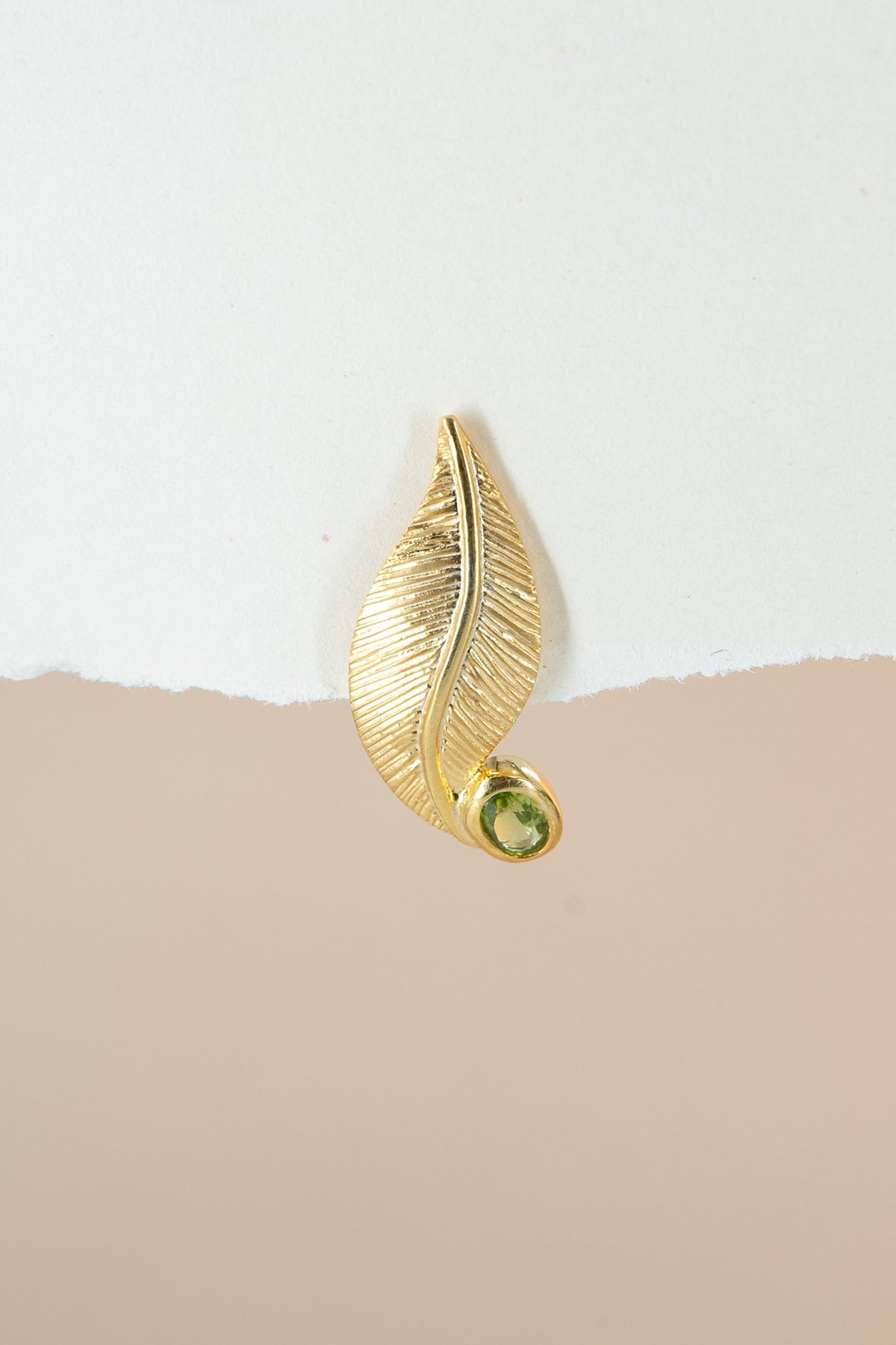 Peridot Taşlı Gümüş Küpe