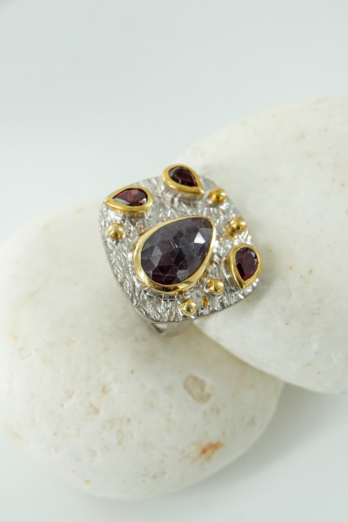 Ruby & Garnet Taşlı Gümüş Yüzük