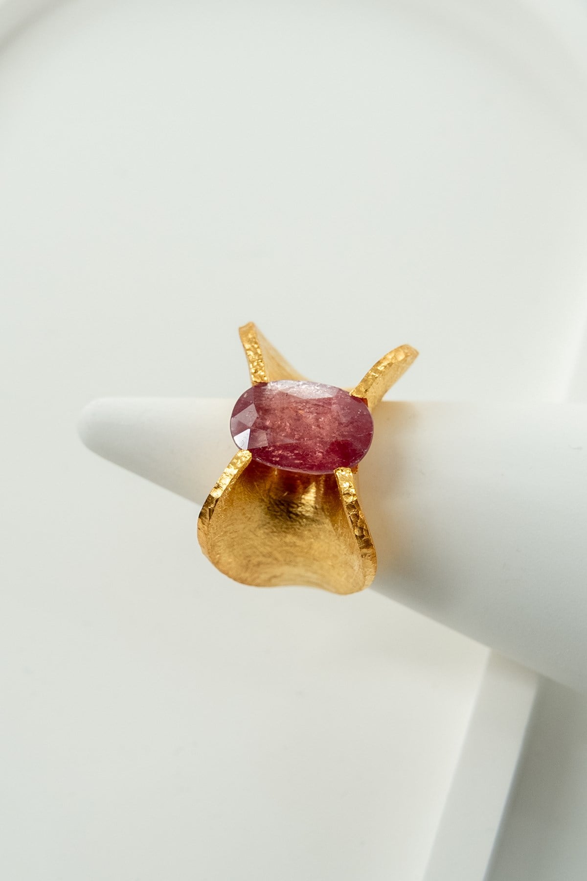 Ruby Taşlı Gümüş Yüzük