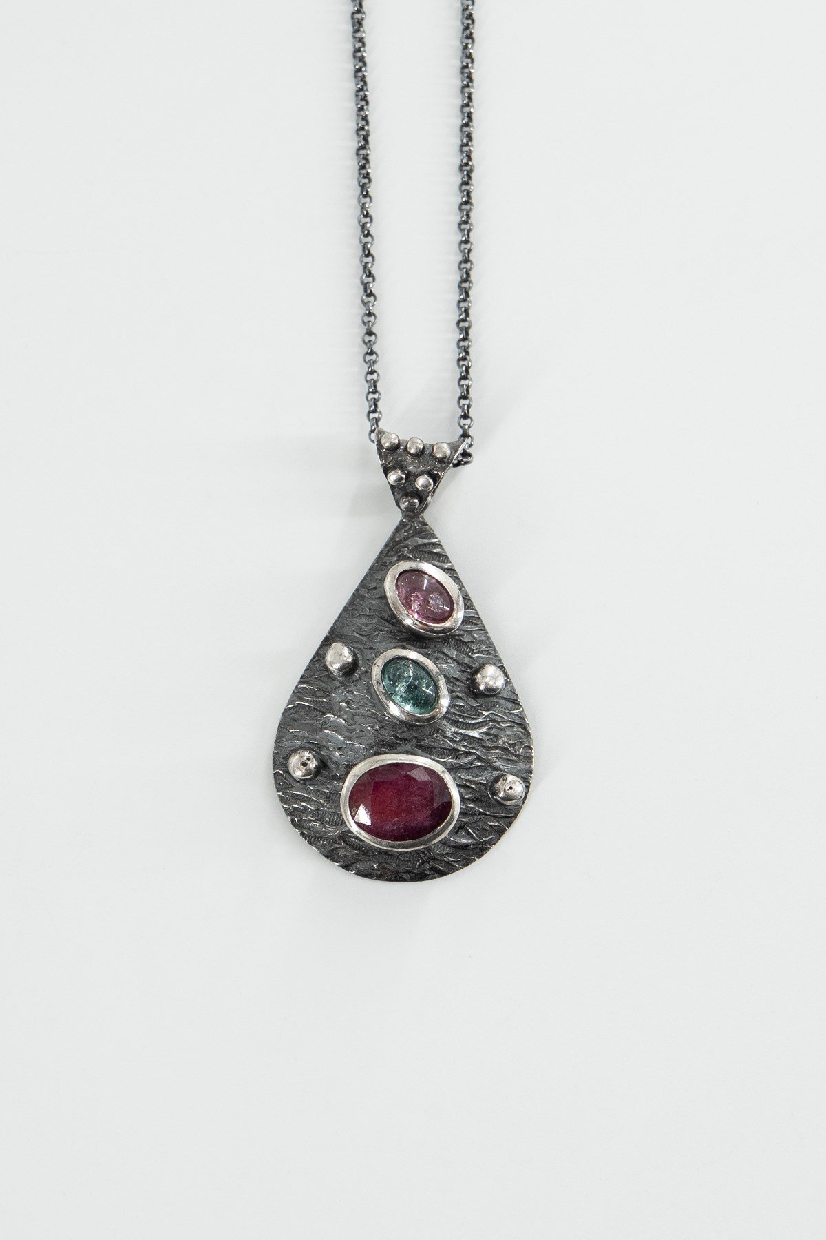 Ruby ve Turmalin Taşlı Gümüş Kolye 