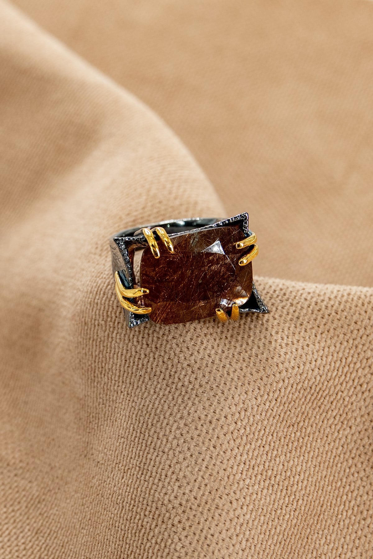 Rutil Quartz Taşlı Gümüş Yüzük