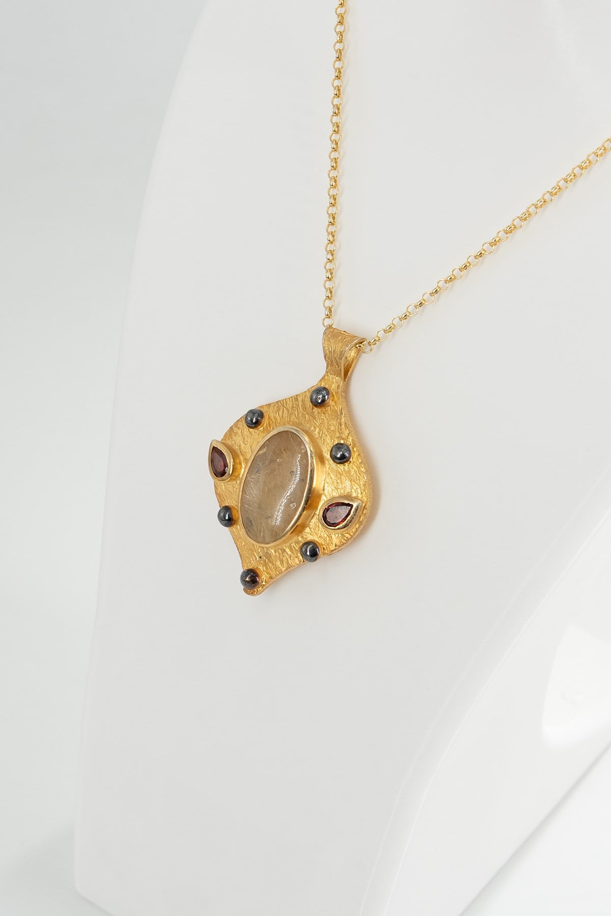 Rutilli Quartz ve Garnet Taşlı Gümüş Kolye