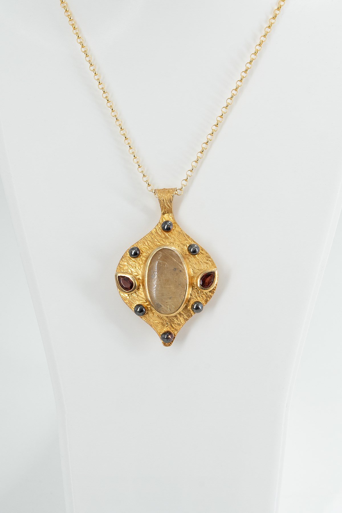 Rutilli Quartz ve Garnet Taşlı Gümüş Kolye