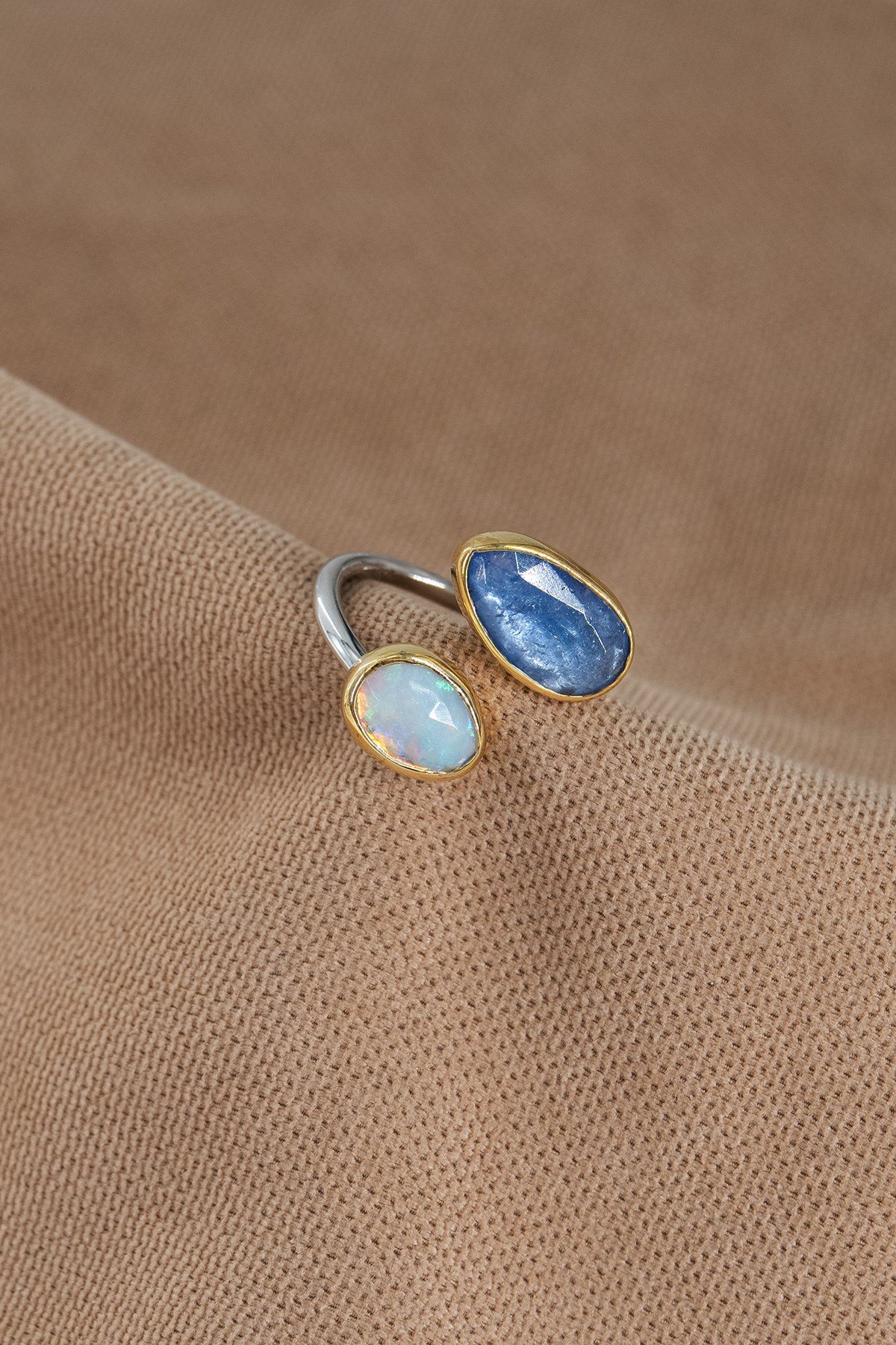 Tanzanit, Opal Taşlı Gümüş Yüzük
