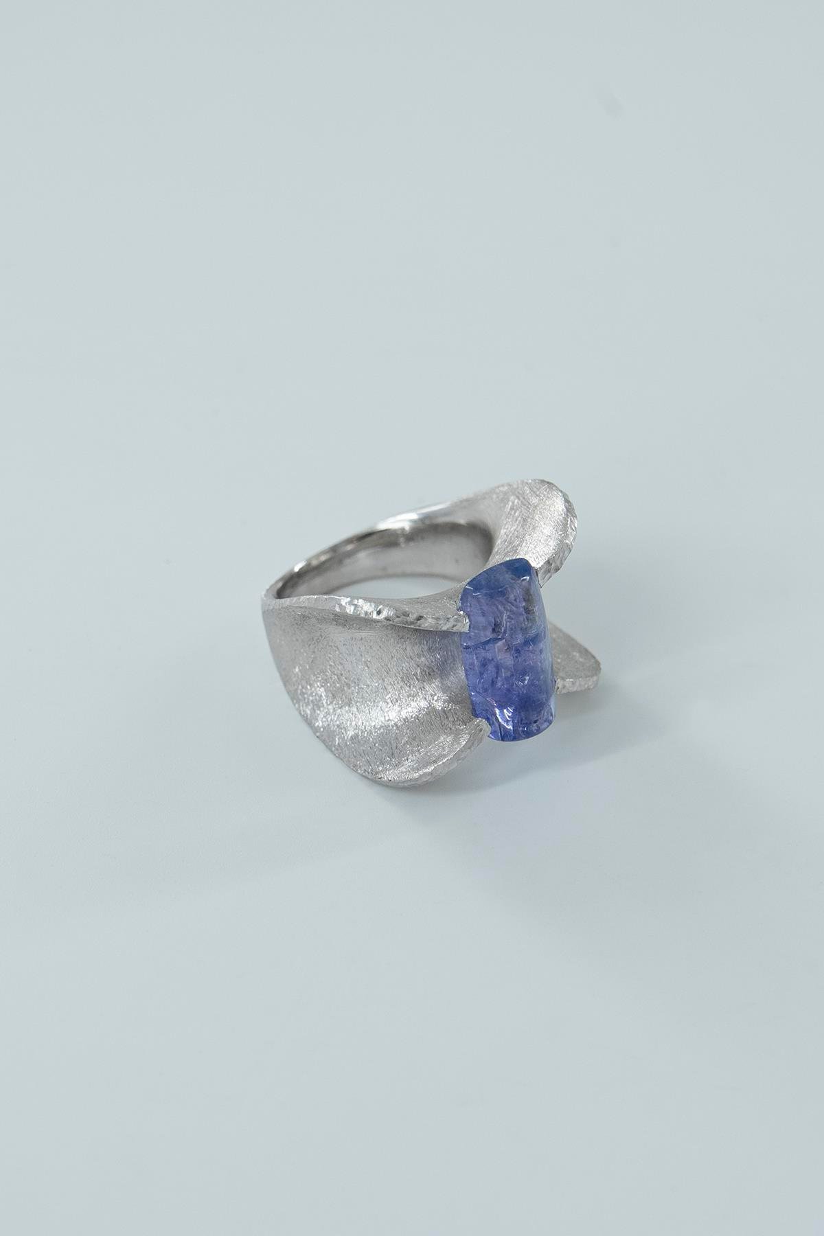 Tanzanit Taşlı Gümüş Yüzük 5.40 Ct