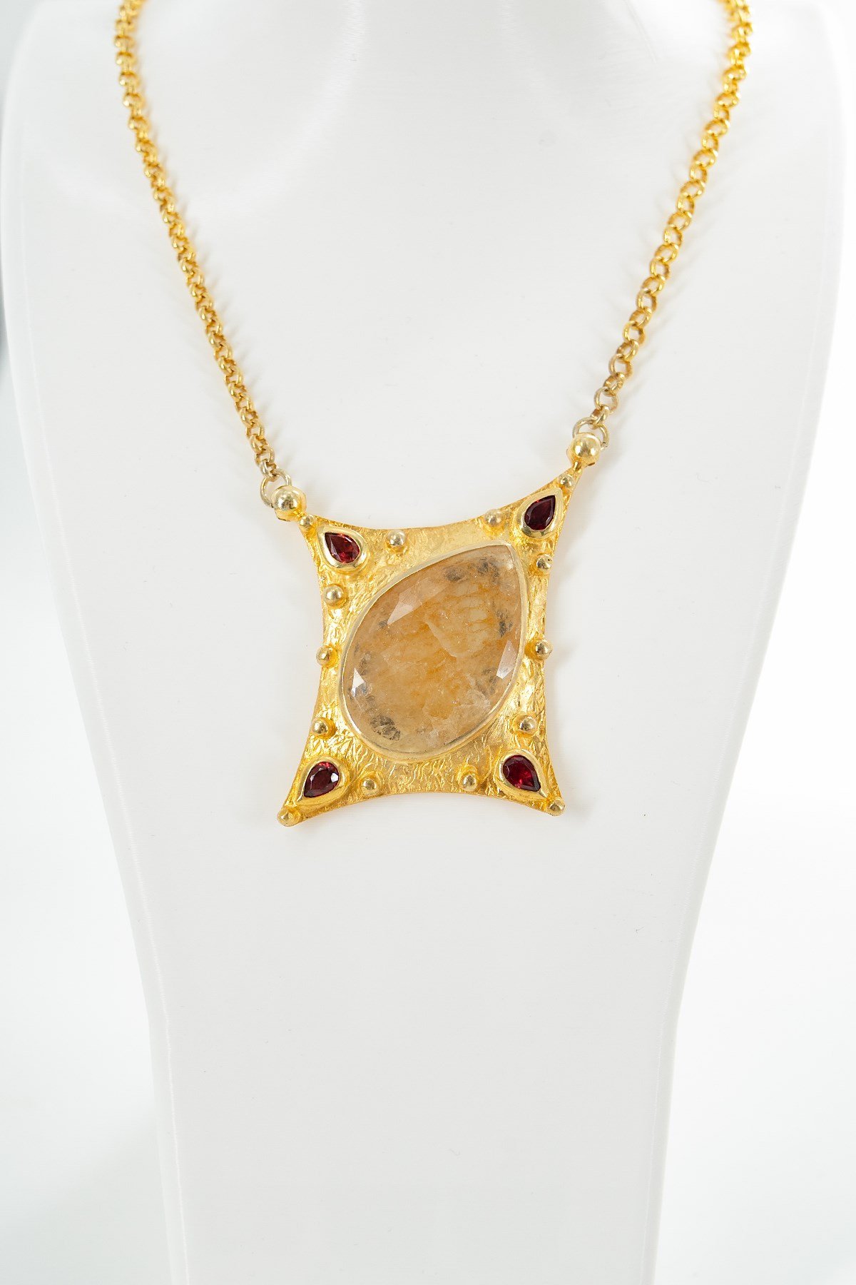 Yellow Sapphire ve Garnet Taşlı Gümüş Kolye