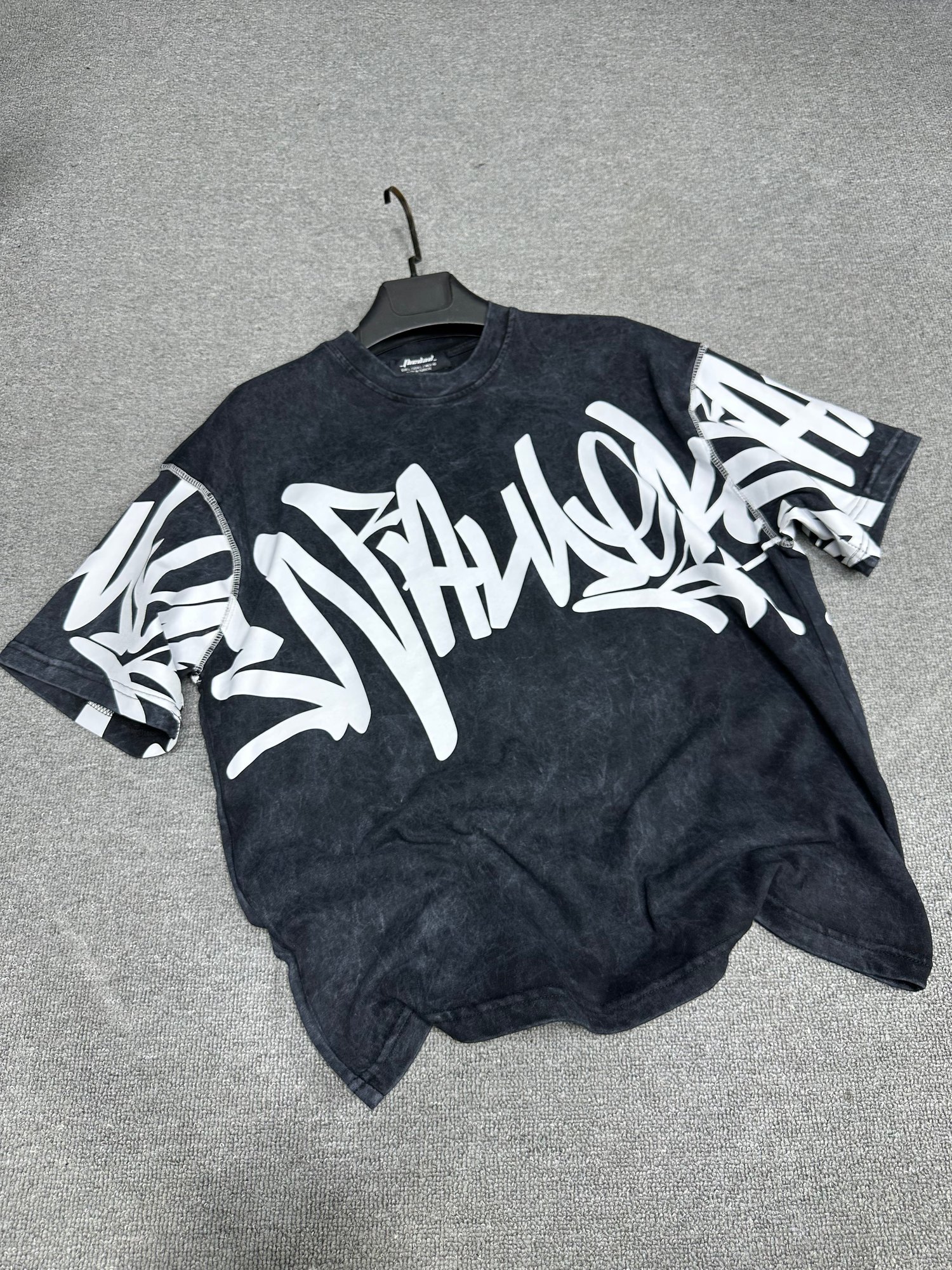 Graffiti Baskı Detaylı Yıkamalı  T-shirt