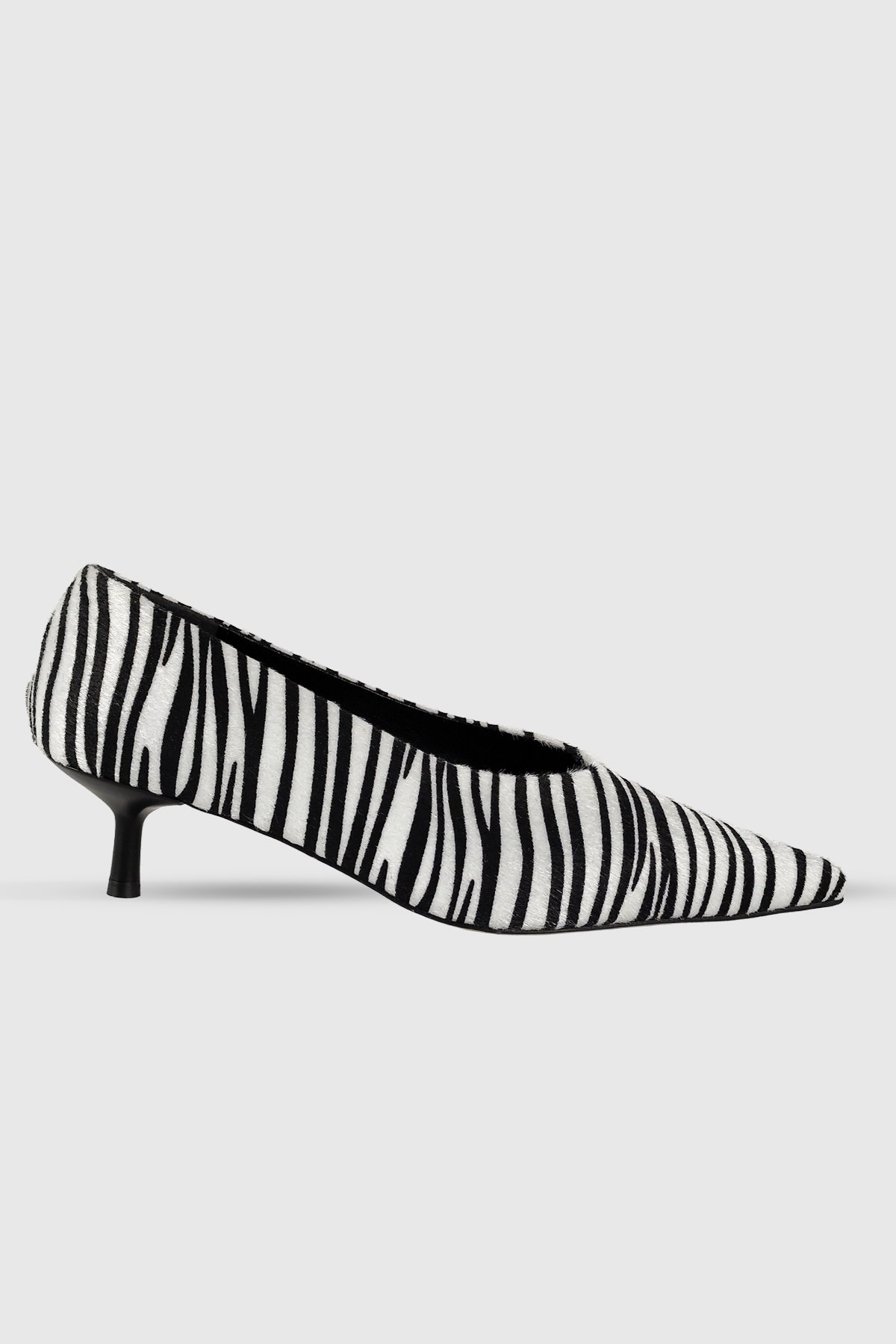 Clara Siyah Beyaz Desenli Sivri Burun Kadın Stiletto