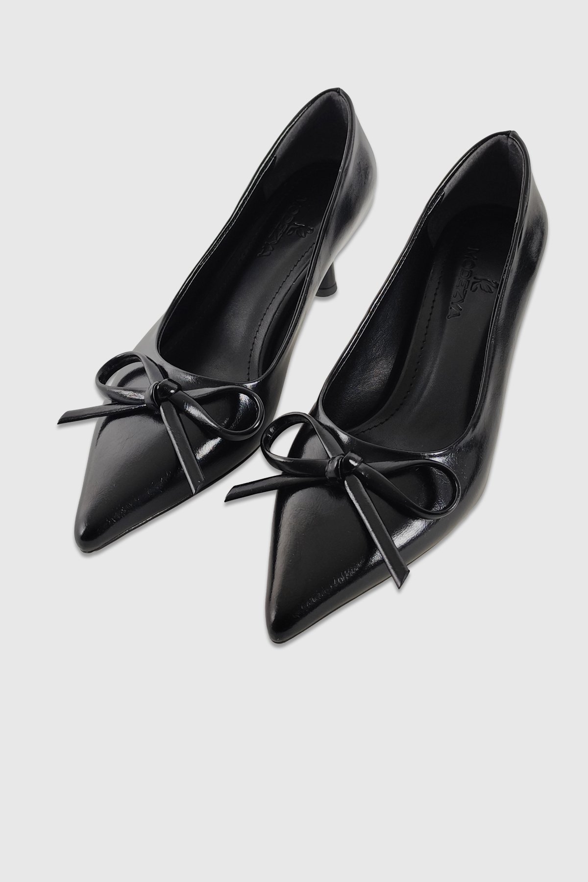 Daphne Siyah Rustik Fiyonk Detay Kadın Stiletto