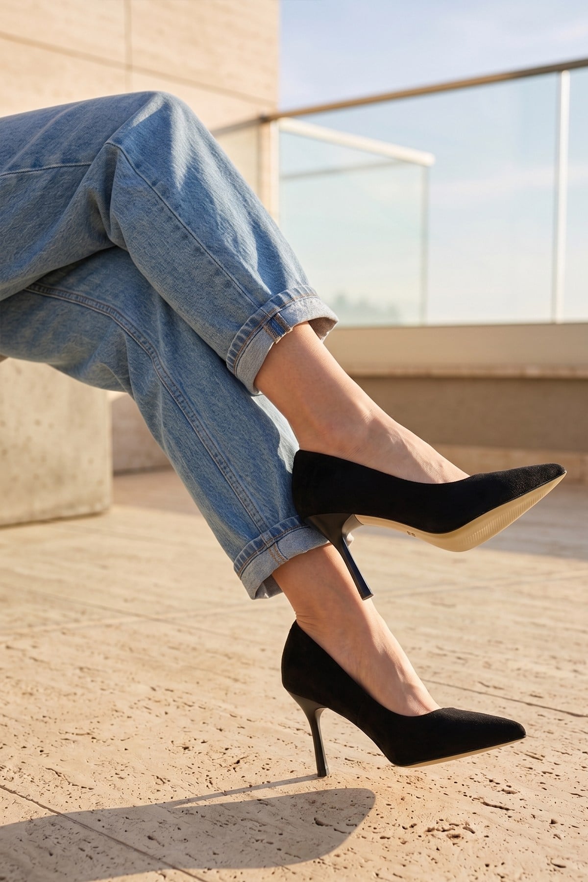 Hillary Siyah Süet Sivri Burun Kadın Stiletto