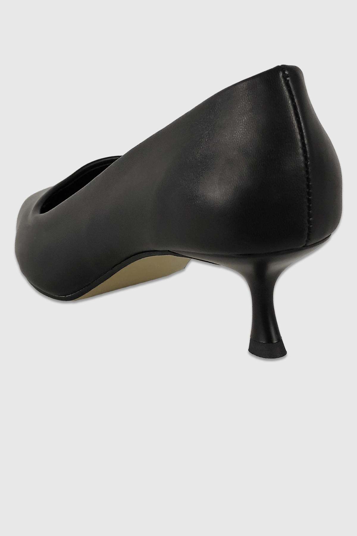 Kelly Siyah Mat Sivri Burun Kadın Stiletto