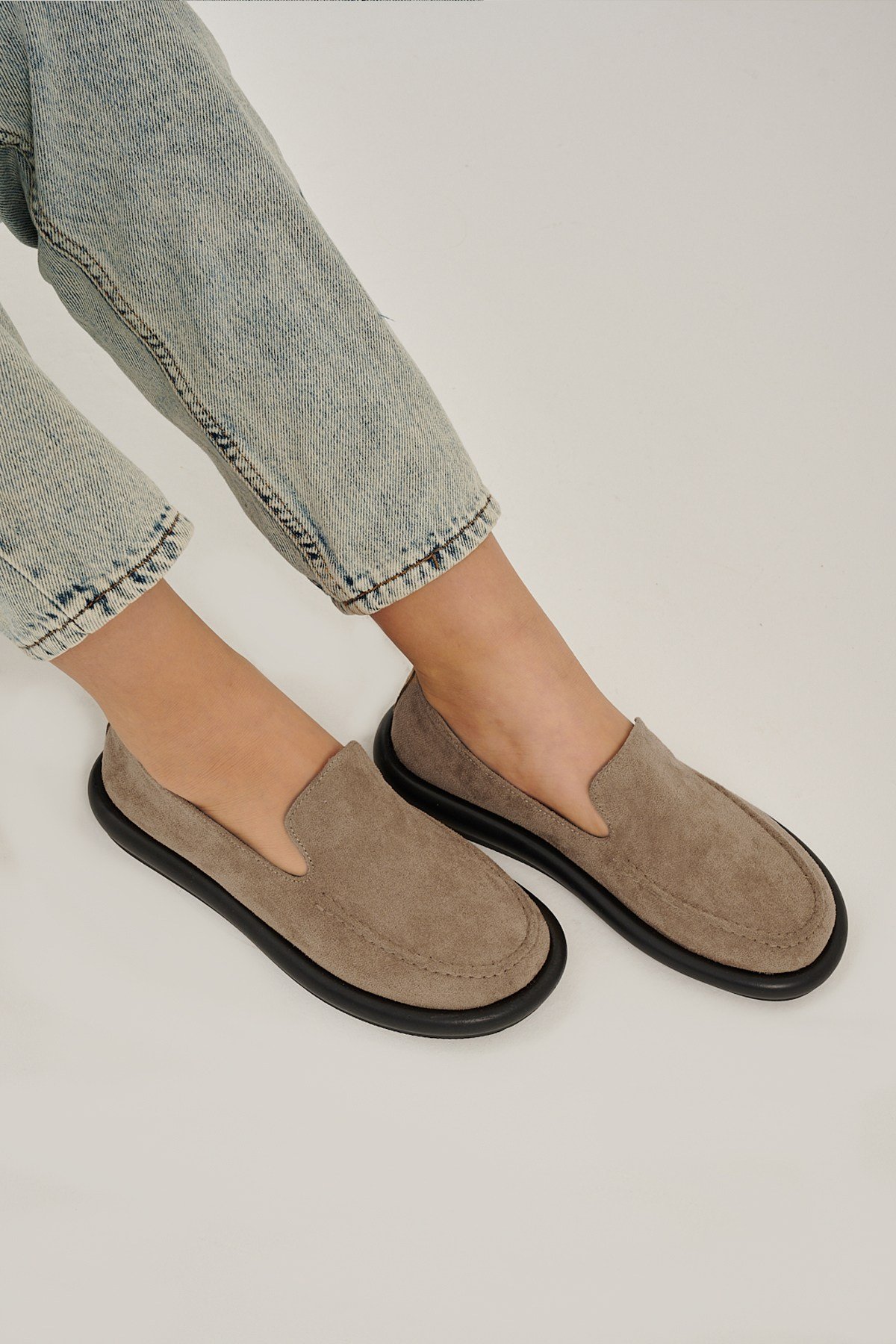 Perla Koyu Bej Süet Düz Taban Kadın Loafer