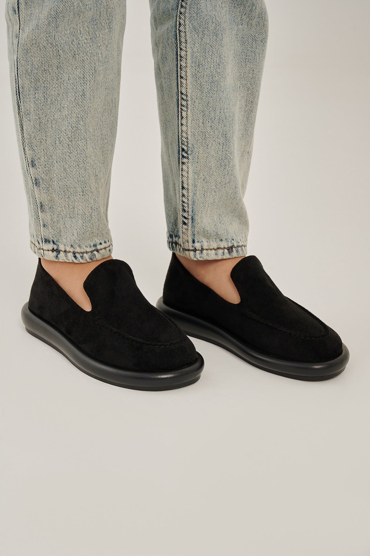 Perla Siyah Süet Düz Taban Kadın Loafer