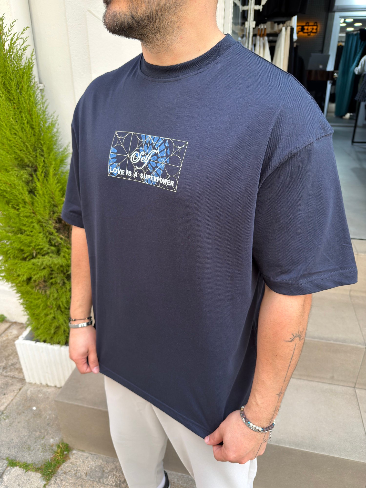 Self Nakışlı Oversize Tshirt