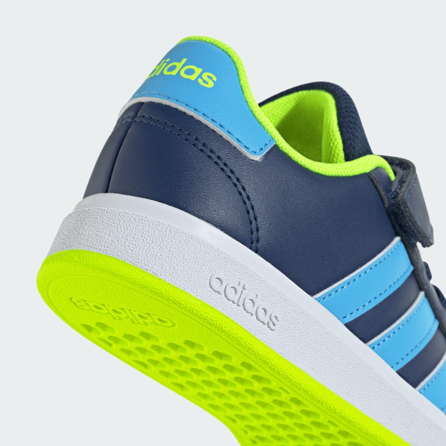 ADİDAS ÇOCUK SPOR AYAKKABI GRAND COURT 2.0 EL IE5994