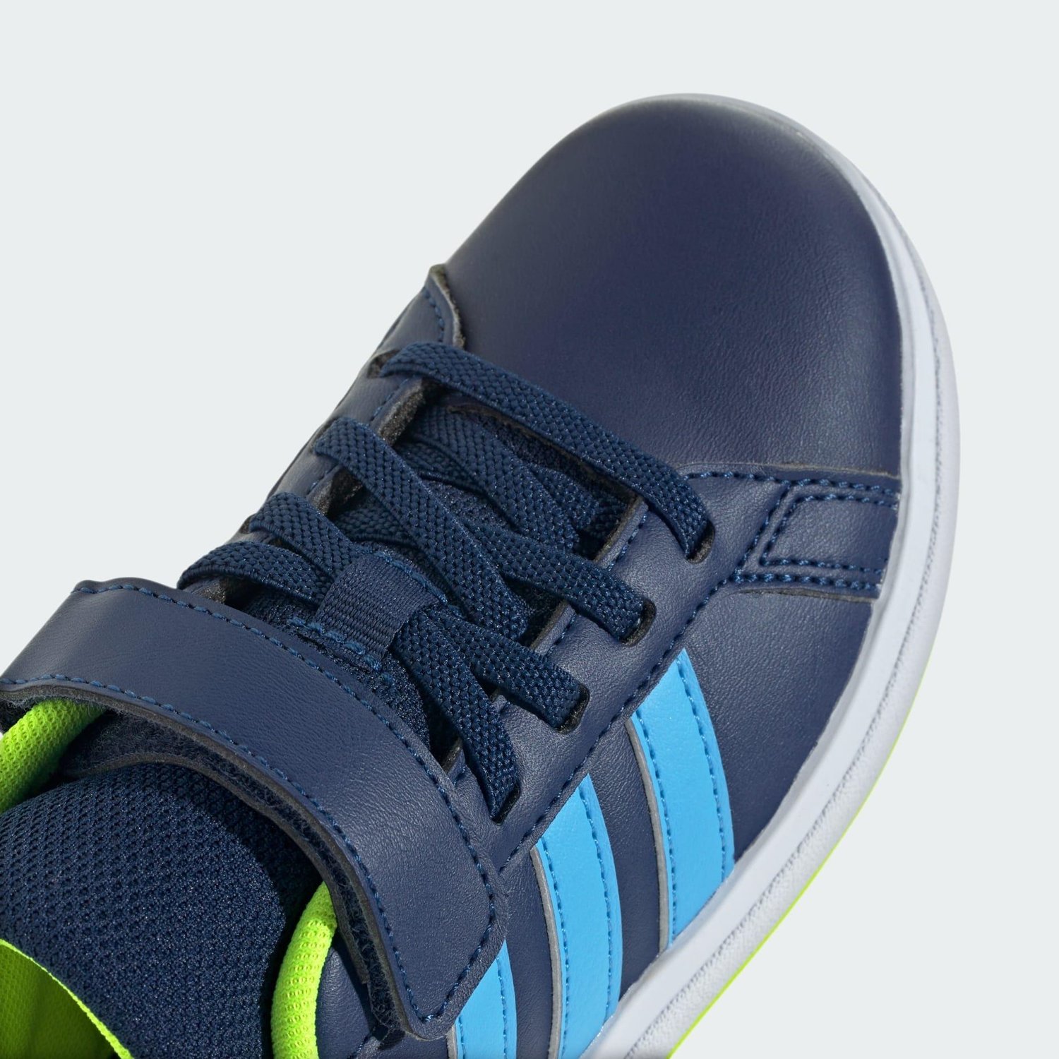 ADİDAS ÇOCUK SPOR AYAKKABI GRAND COURT 2.0 EL IE5994